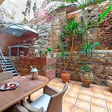 Casa Kasteli Guest house 4*