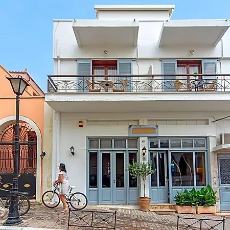 Casa Kasteli 4*
