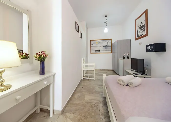 Casa Kasteli Guest house