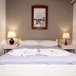 Vendégház Casa Kasteli 4*