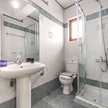 Casa Kasteli 4*