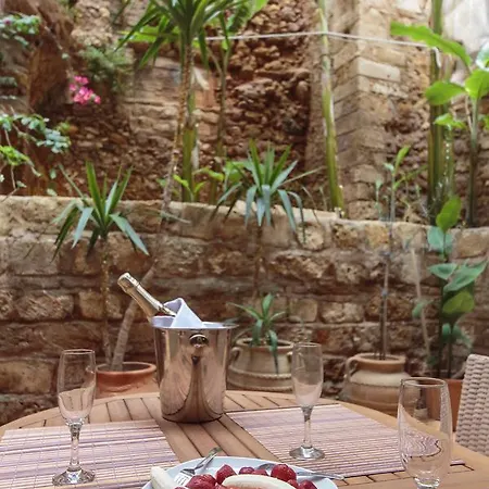 Casa Kasteli Guest house 2*