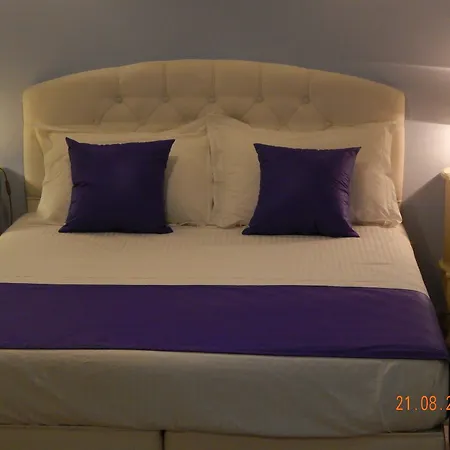 Casa Kasteli Guest house