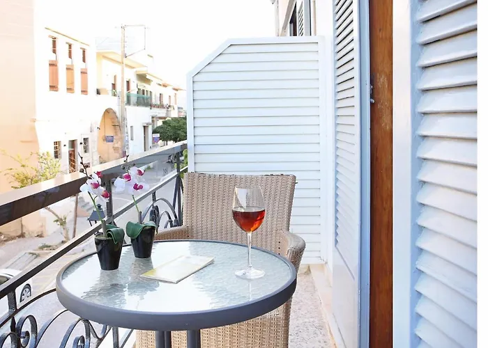 Gæstehus Casa Kasteli 4*